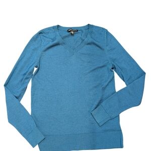 Katherine Barclay Extra Fine Merino Wool Long Sleeve V-neck A S